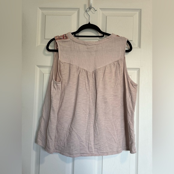 Knox Rose Pink Sleeveless Top - Picture 2 of 3